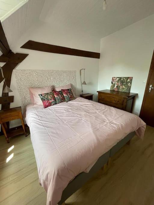 Maison Familiale La Vernelle Ngoại thất bức ảnh